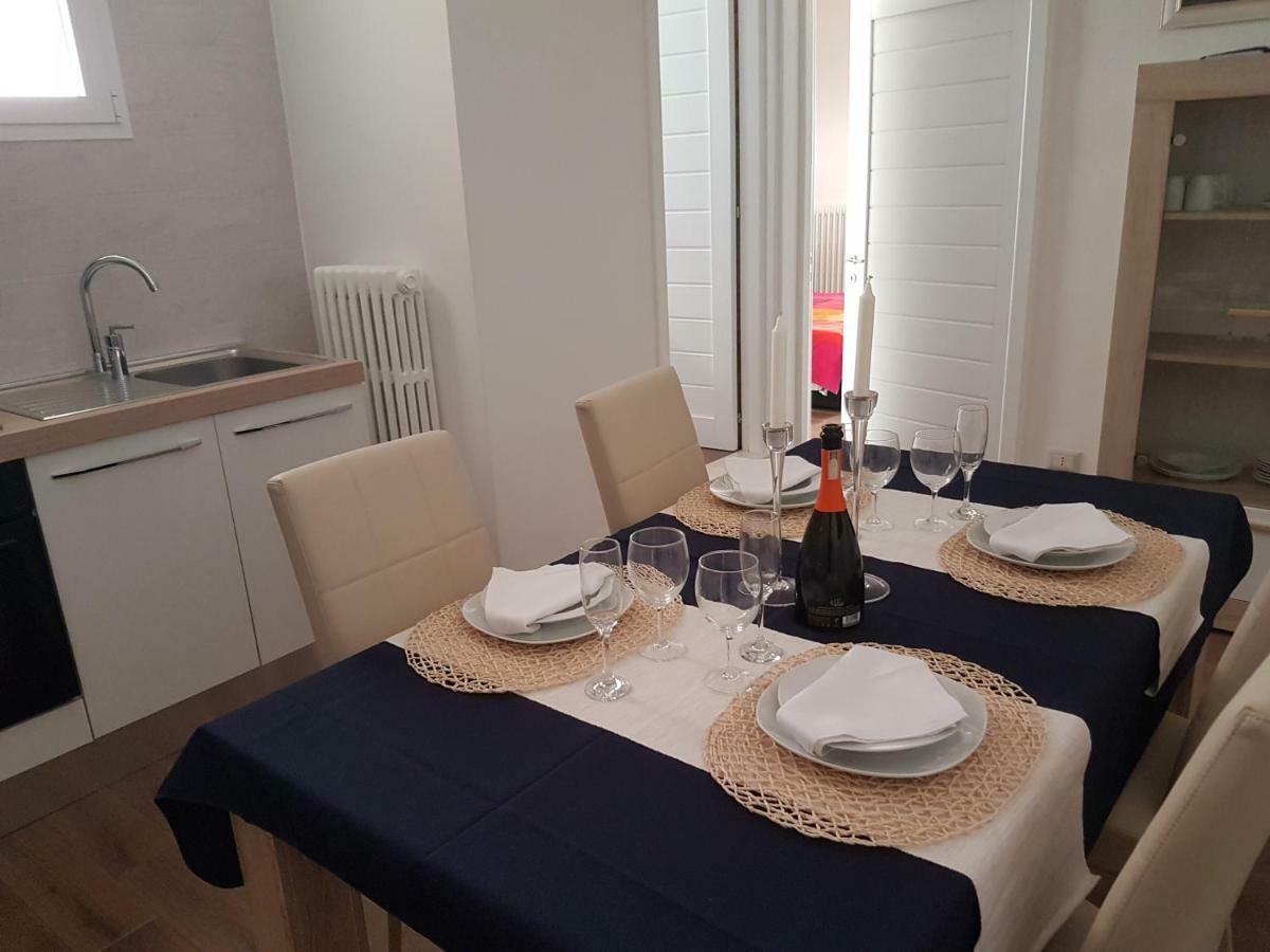 דירות לצ'ה House Don Tonino מראה חיצוני תמונה